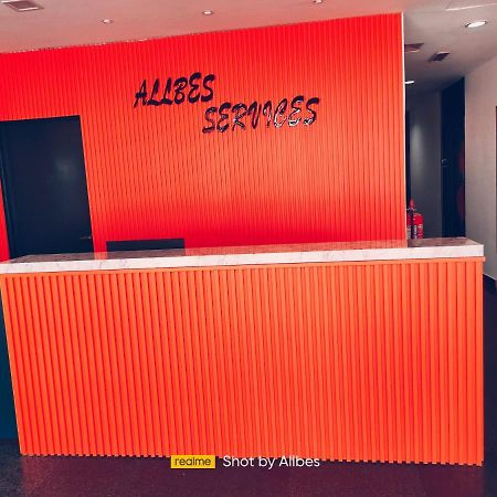 קלאנג Allbes Parklands Hotel מראה חיצוני תמונה